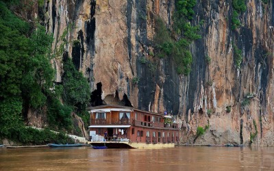 Mekong River - Pak Ou Cave - Laos tour